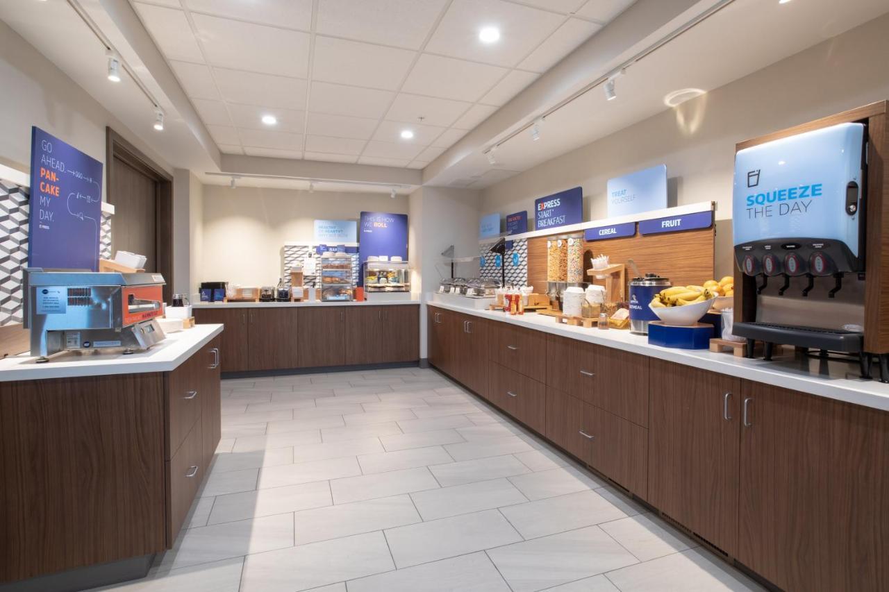 Holiday Inn Express Hotel & Suites Grand Junction By Ihg Bagian luar foto