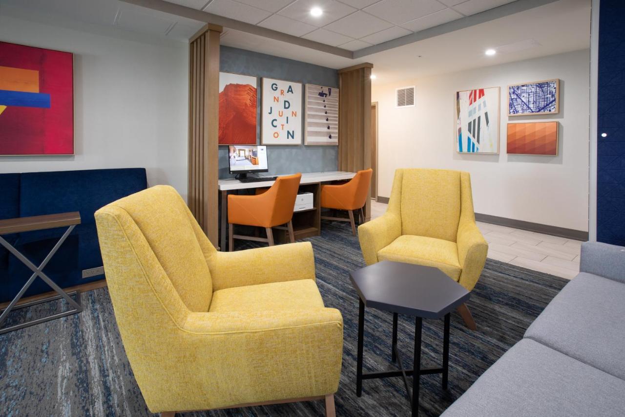 Holiday Inn Express Hotel & Suites Grand Junction By Ihg Bagian luar foto